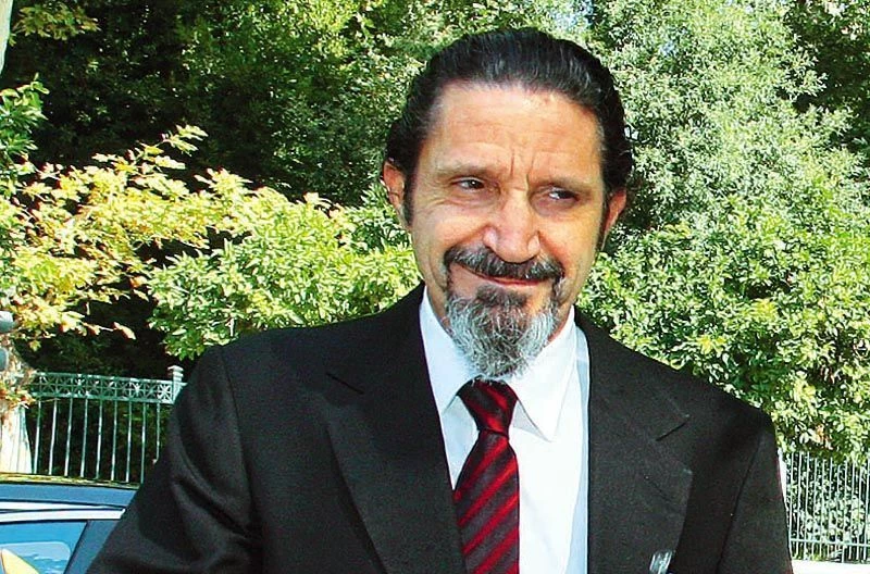 Φίλιππος Νιάρχος: Η ζωή, η ταπεινότητα, η θρησκευτική ευσέβεια του αόρατου μεγιστάνα